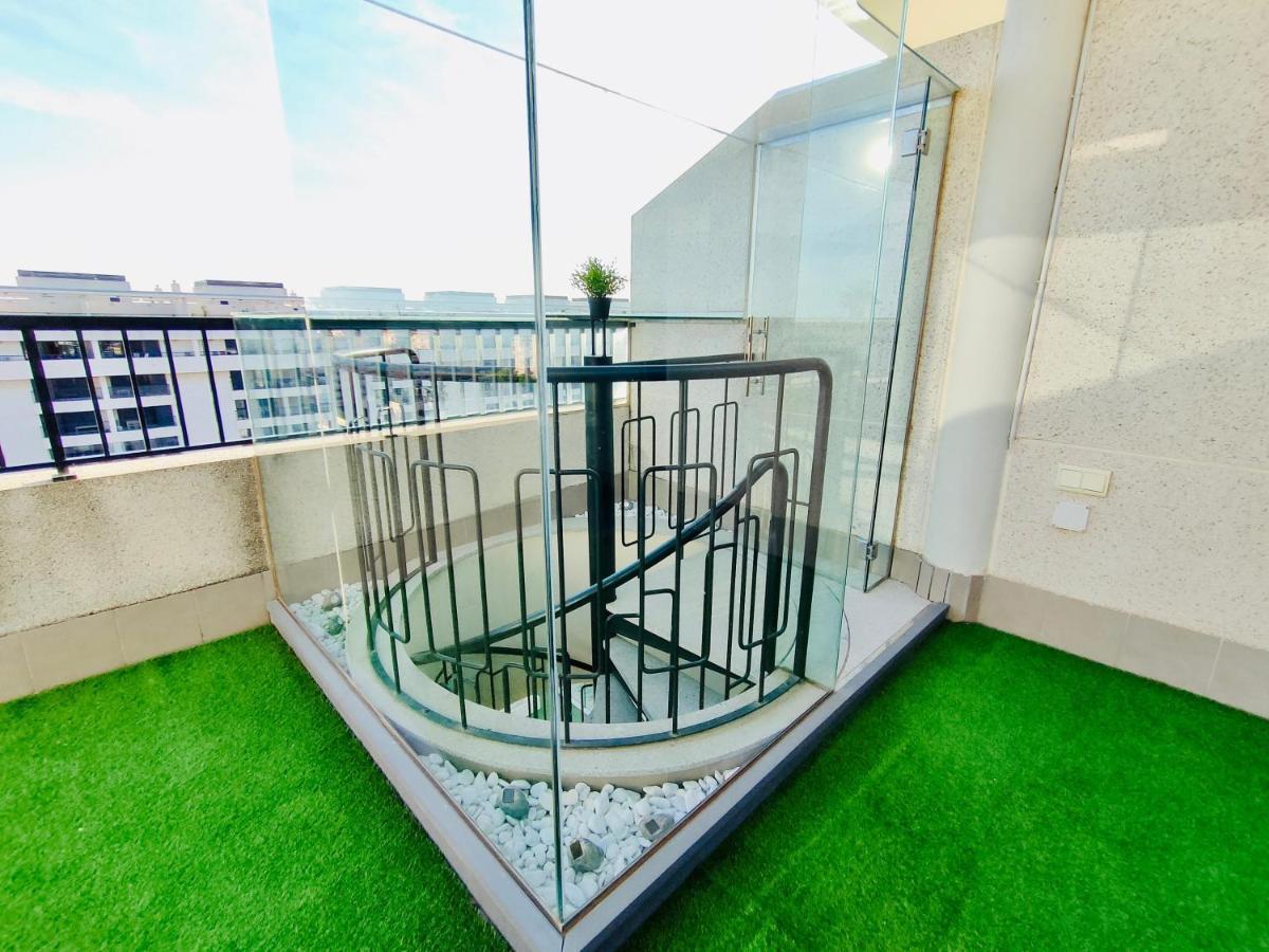 Non Stress Atico Duplex Con Vistas Al Mar Daire Valensiya Dış mekan fotoğraf